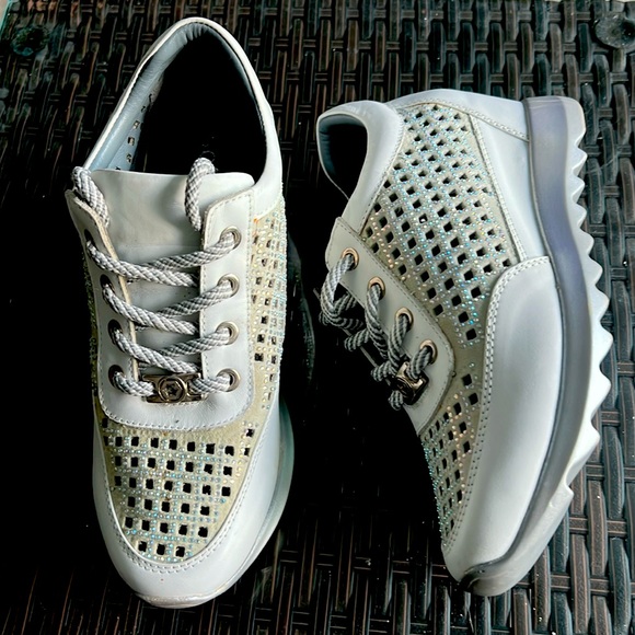 Bonavi Leather Sneakers - Picture 1 of 4